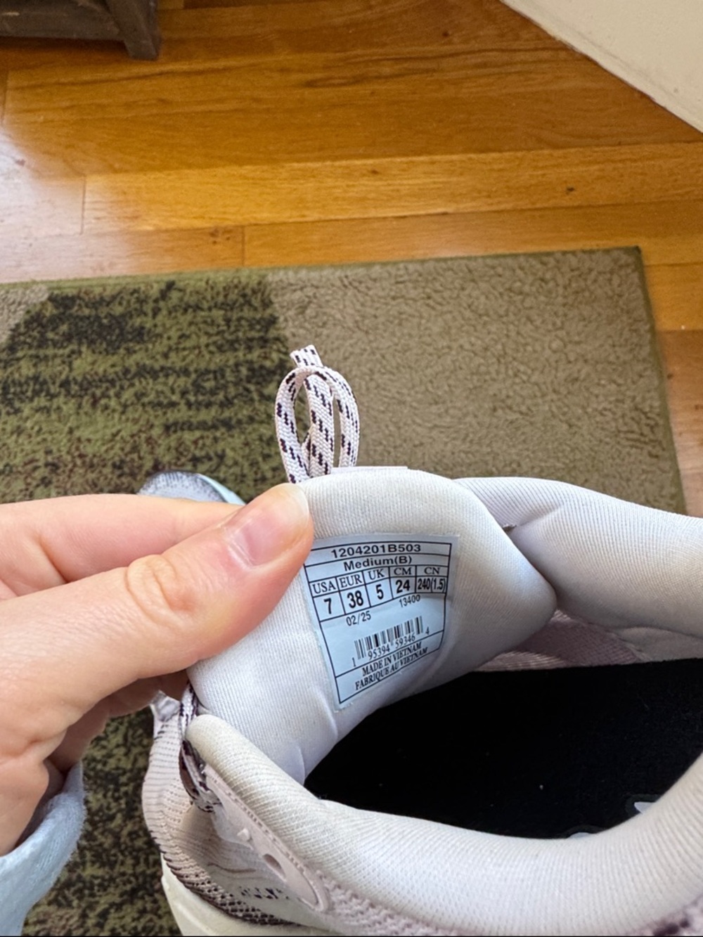 Brooks Ghost Max Running Sneakers - Picture 5 of 5
